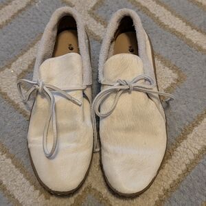 Elegant White Loafers for Women Manitobah